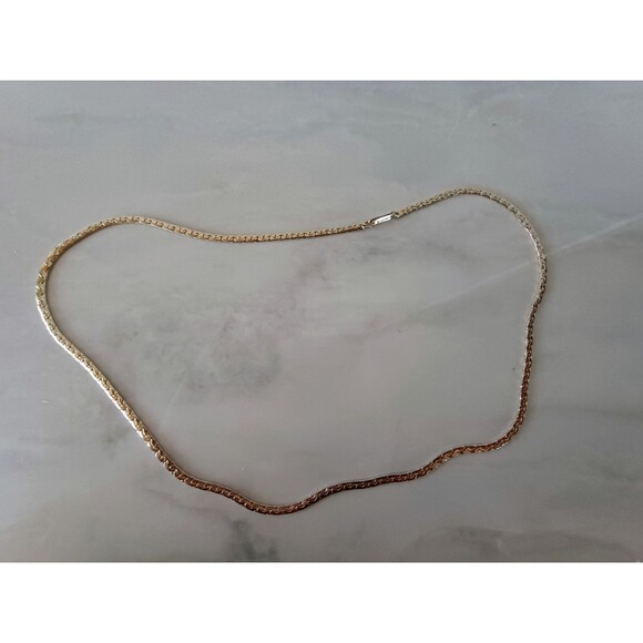 Vintage Emmons Gold-Tone Flat Curb Chain Necklace Slide Clasp - Patent 3427691 - Picture 1 of 5